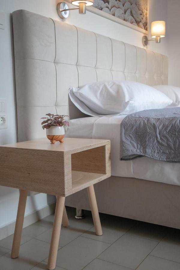Athanasia Apartments Скіатос Екстер'єр фото