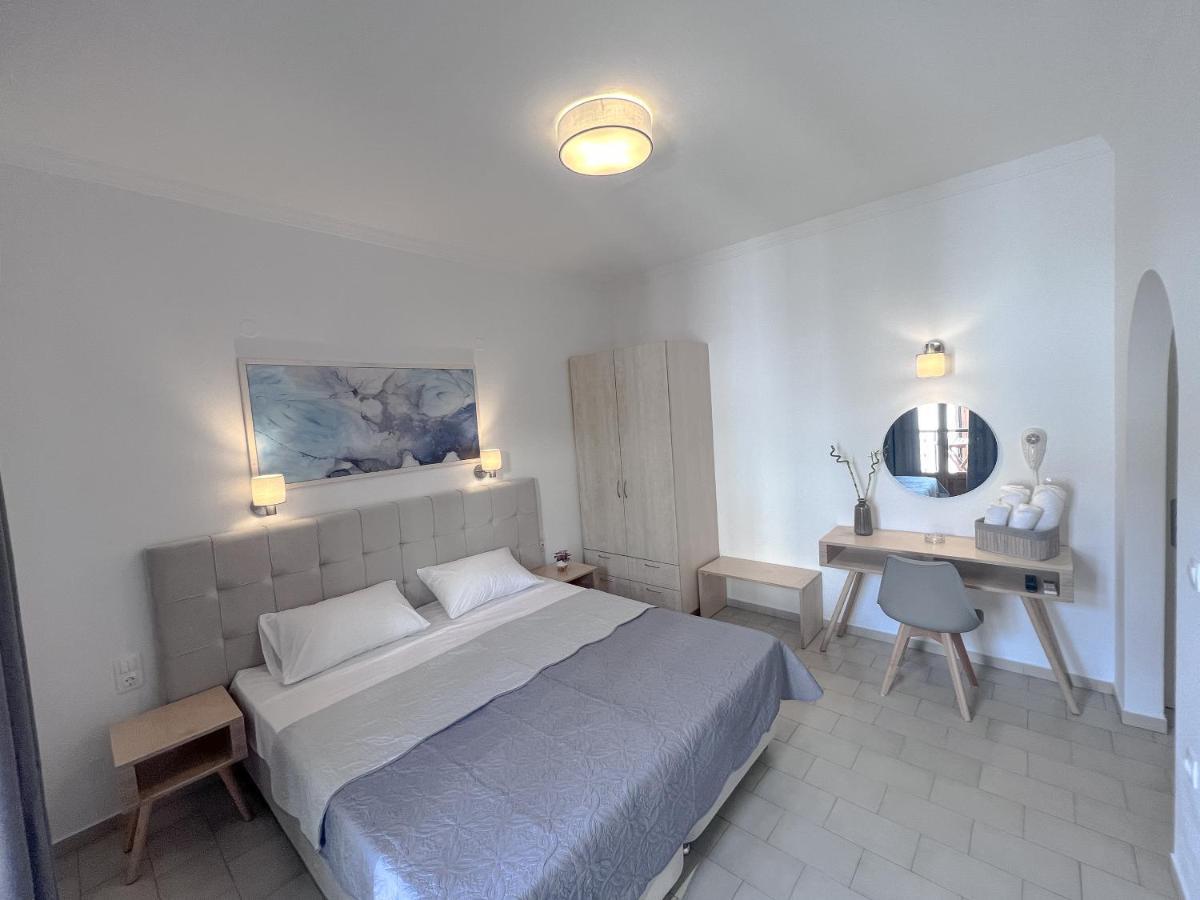 Athanasia Apartments Скіатос Екстер'єр фото
